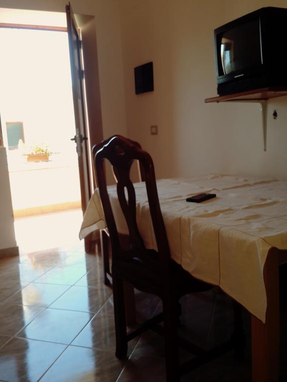 Velaj Apartments オリクム エクステリア 写真