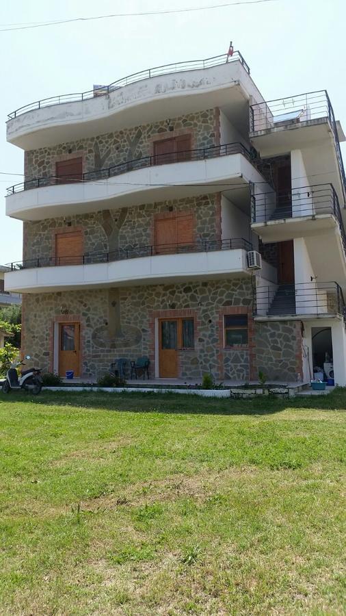 Velaj Apartments オリクム エクステリア 写真