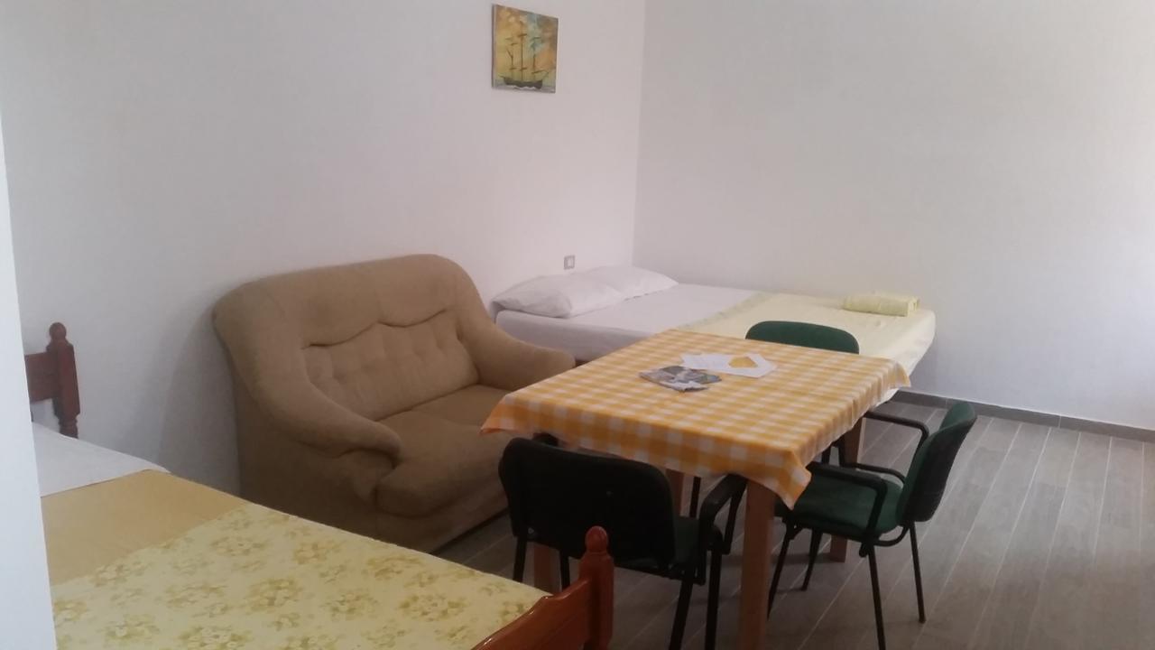 Velaj Apartments オリクム エクステリア 写真
