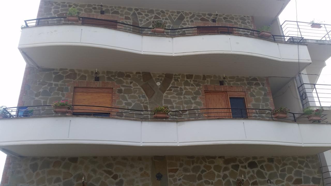 Velaj Apartments オリクム エクステリア 写真
